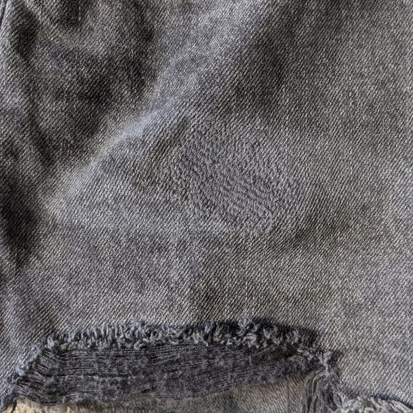 Levi's Premium Faded Black High Rise 501 Jean Cutoffs Shorts Size 25 Button Fly - Picture 3 of 13